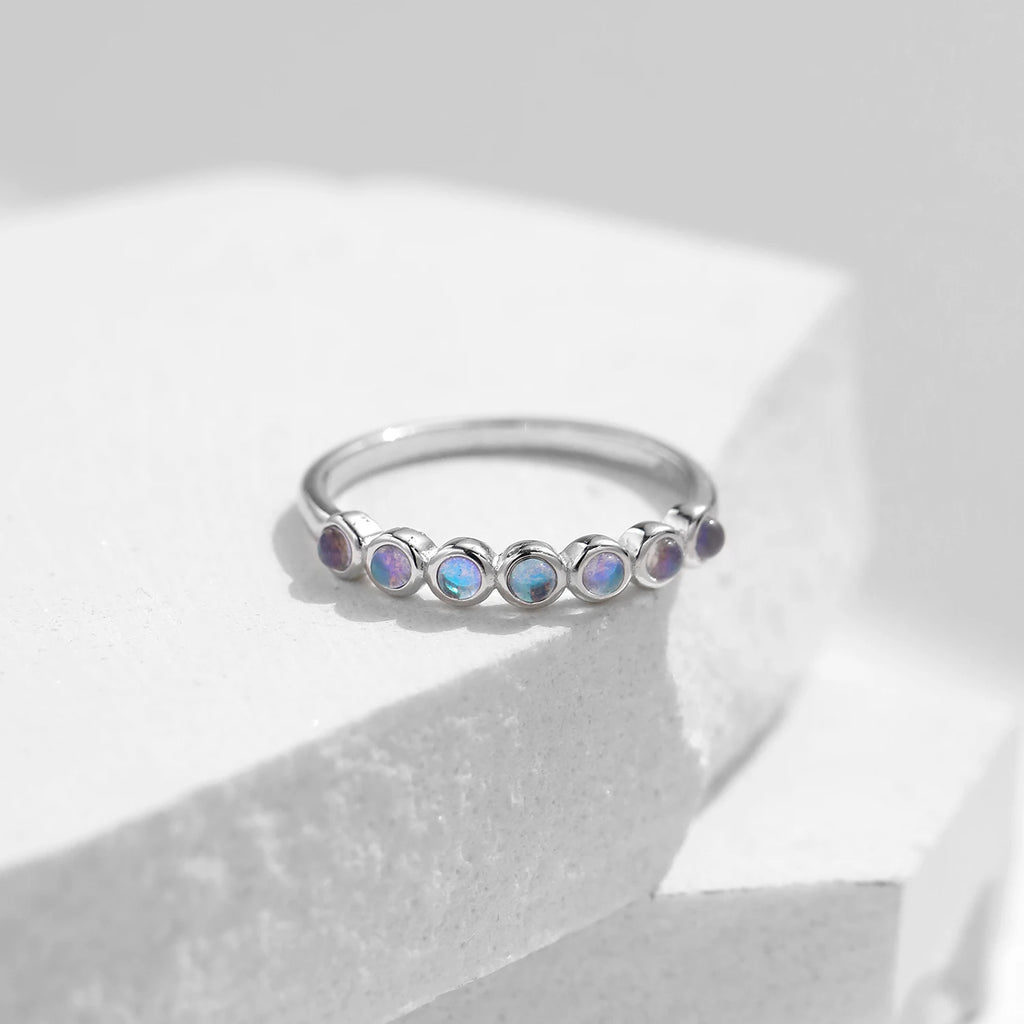 925 Sterling Silver Exquisite Round Moonstone Ring Stackable Crystal Ring For Women Birthday Gift Fine Jewelry