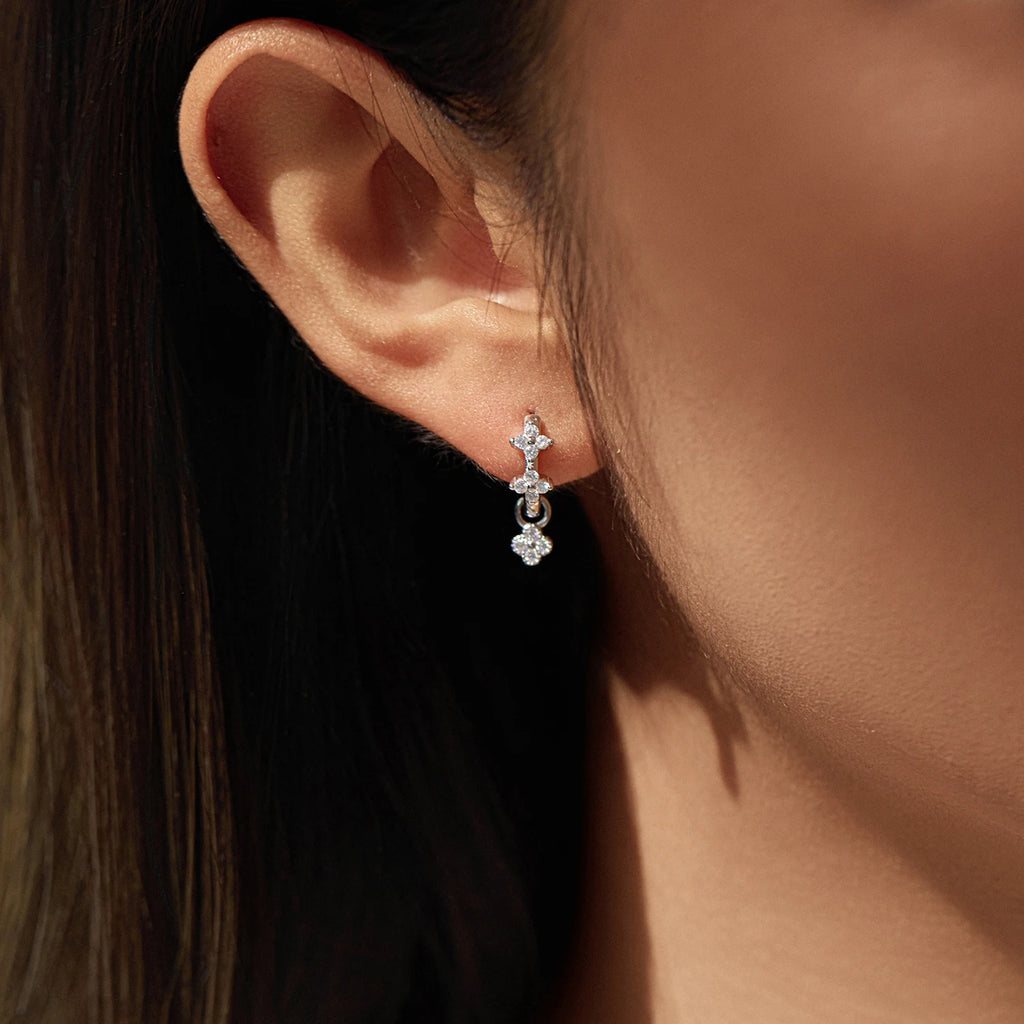 Dazzling Moissanite Ear Buckle 925 Sterling Silver Four Leaf Clover Swing Lab Diamond Hoop Earrings For Women Jewelry