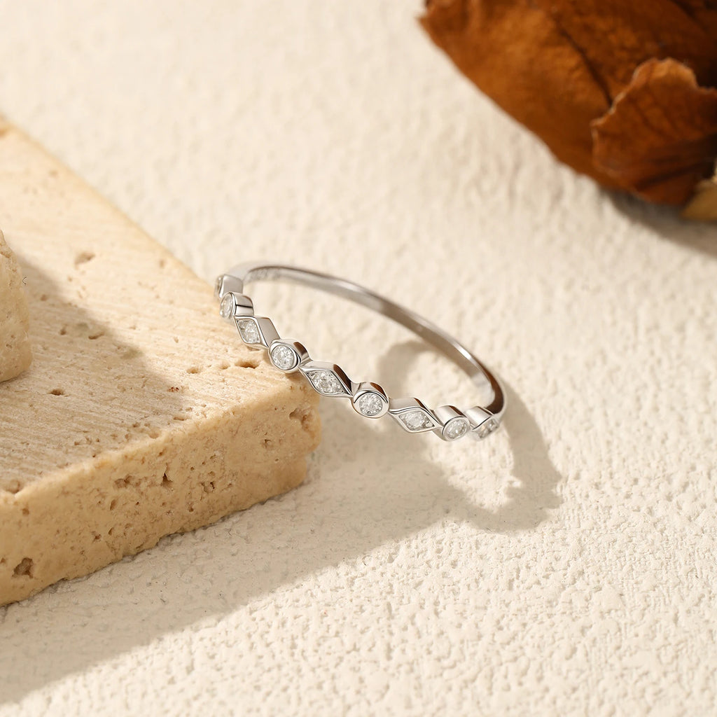 D Color Moissanite 925 Sterling Silver Light Luxury High-end Geometric Eternity Rings for Women Fine Jewelry Accessories
