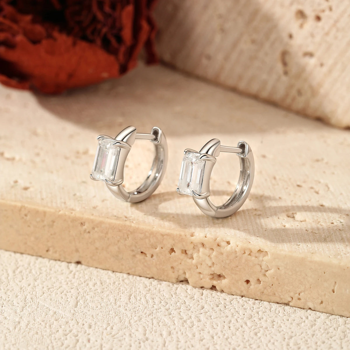 0.8CT Moissanite Ear Buckle 925 Sterling Sliver Simple Rectangle Lab Diamond Hoop Earrings For Women OL Fine Jewelry