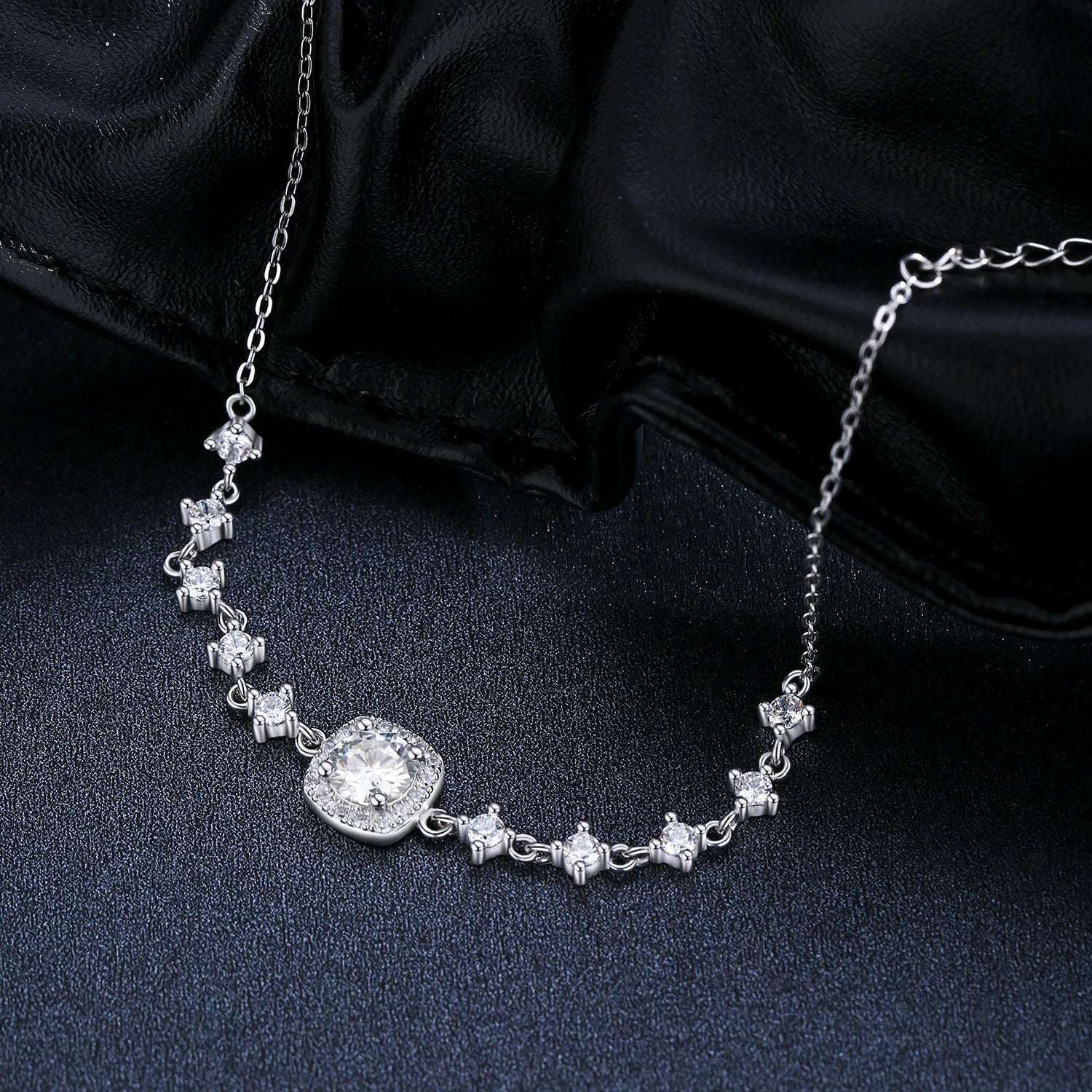 0.8CT D Color Moissanite Luxury Bracelet 925 Sterling Silver Halo Bracelet For Women Bridal Wedding Statement Jewelry